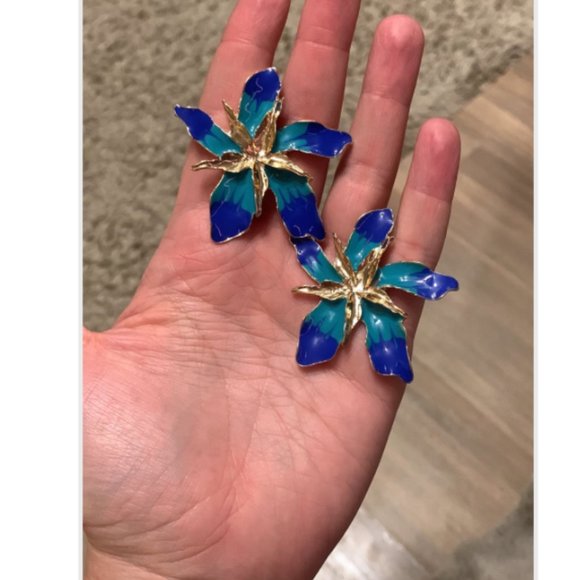 Anthropologie Flower Earrings - Picture 3 of 5